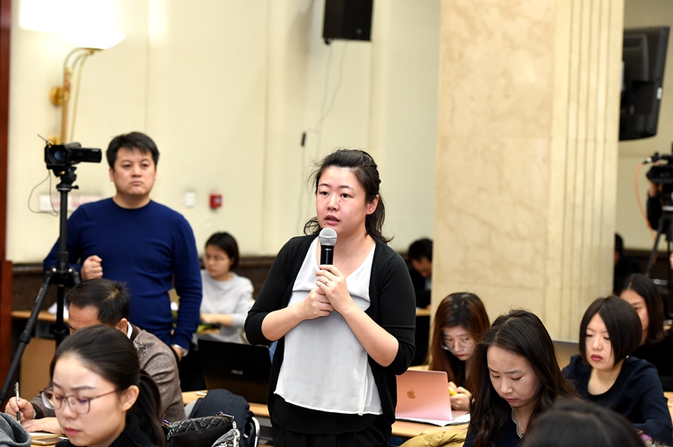 彭博社记者提问.jpg