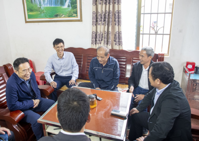 4戴运龙慰问南丰镇开明村脱贫户.png